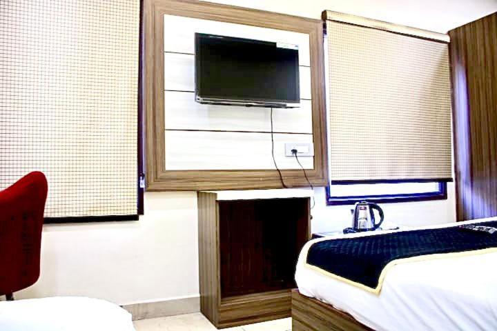 Blackwood Near Golden Temple -140 Mtrs Amritsar Extérieur photo
